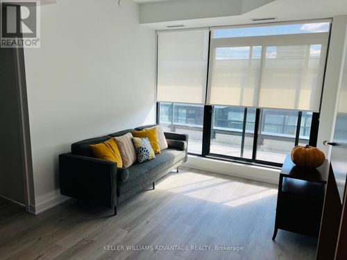 ph-511-b-1604 E Charles Street E, Whitby (Port Whitby), ON, L1N0P2 | Card Image