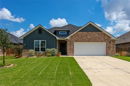 3230 Arundala Way, Bryan, TX, 77808-1490 | Card Image