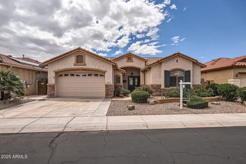 17951 W Sammy Way, Surprise, AZ, 85374-8934 | Card Image