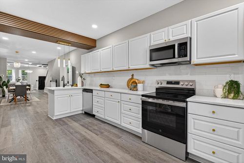 2109 Druid Hill Avenue, BALTIMORE, MD, 21217 | Card Image