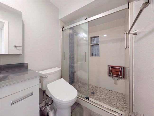 1 - 11 Oval Rd, Condo with 3 bedrooms, 2 bathrooms and 1 parking in Irvine CA | Image 9