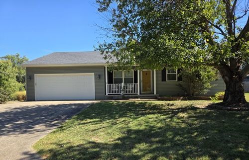 2 Acorn Dr, Harrisburg, IL, 62946-3790 | Card Image