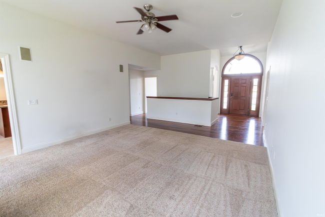 644 Chadings Dr, House other with 4 bedrooms, 3 bathrooms and null parking in Roanoke IN | Image 6