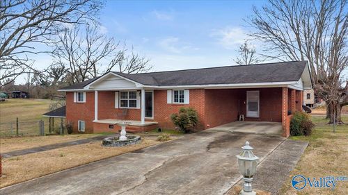 722 Brummel Ave, Bridgeport, AL, 35740-6254 | Card Image