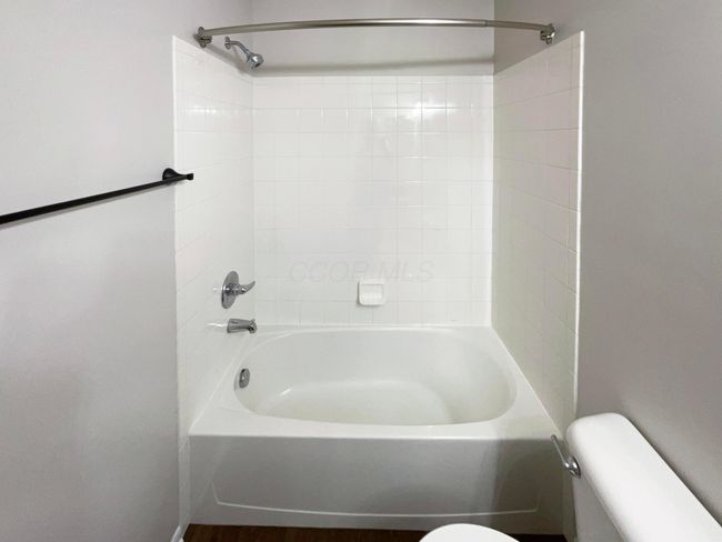 6330 Pompano St, House other with 2 bedrooms, 3 bathrooms and null parking in Canal Winchester OH | Image 18