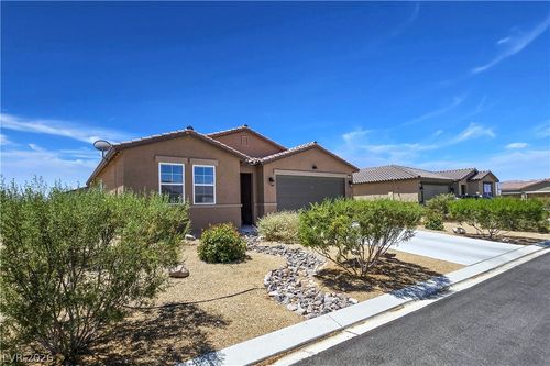 3543 E Malheur Ave, Pahrump, NV, 89061-0178 | Card Image