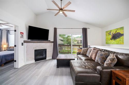 203-1459 Morgan Ct, Steamboat Springs, CO, 80487-1788 | Card Image