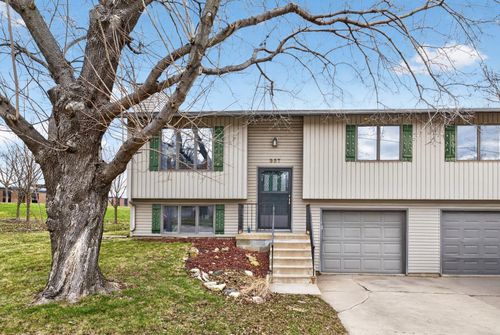 357 Elton Hills Dr Nw, Rochester, MN, 55901-2439 | Card Image