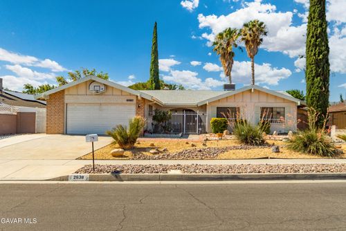 2638 W Avenue J8, Lancaster, CA, 93536-5829 | Card Image