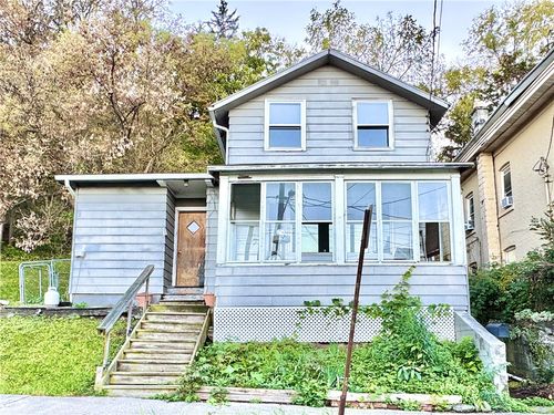 143 S Monroe St, Watkins Glen, NY, 14891-1125 | Card Image