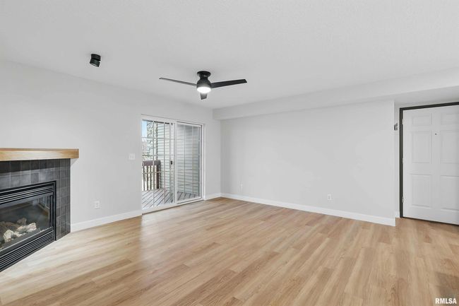 UNIT-203 - 209 E Price St, Condo with 2 bedrooms, 2 bathrooms and null parking in Eldridge IA | Image 6