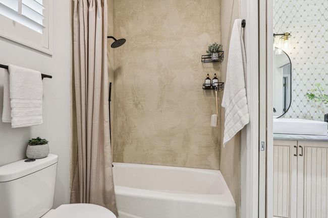 3900 Ne 23 Rd Ter, House other with 5 bedrooms, 6 bathrooms and null parking in Lighthouse Point FL | Image 34