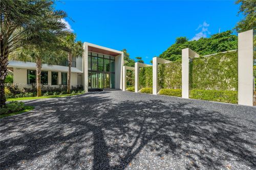 9440 Old Cutler Ln, Coral Gables, FL, 33156-2243 | Card Image