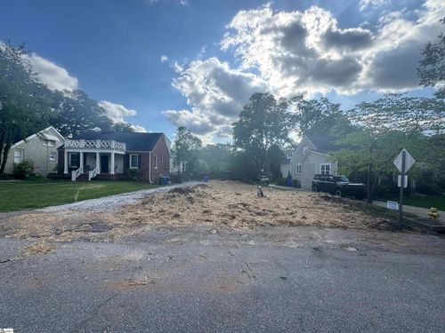 100 Ponce De Leon Dr, Greenville, SC, 29605-1029 | Card Image