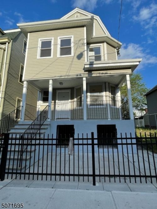 2-60 12th St, Newark, NJ, 07107-1516 | Card Image