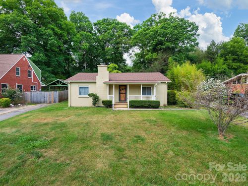 44 Bear Creek Rd, Asheville, NC, 28806-1604 | Card Image