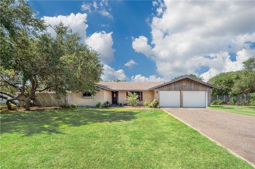 421 Glenoak Dr, Corpus Christi, TX, 78418-3705 | Card Image
