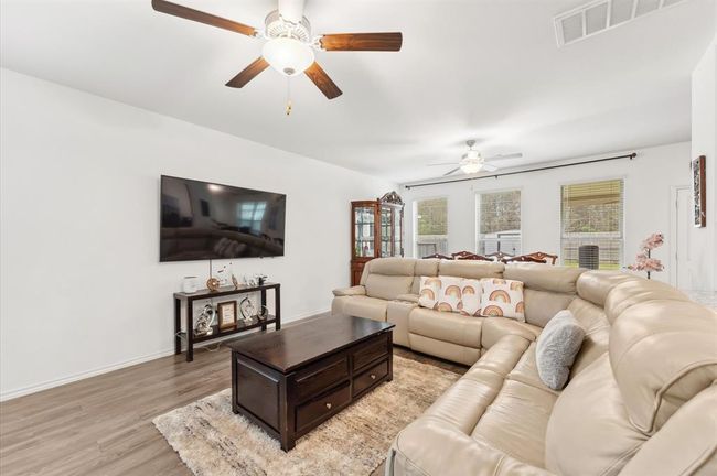 19018 Cicerone Ct, House other with 4 bedrooms, 3 bathrooms and 2 parking in New Caney TX | Image 8