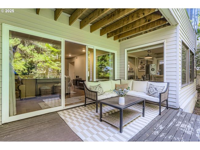 APT-5E - 48 Eagle Crest Dr, Condo with 2 bedrooms, 2 bathrooms and 1 parking in Lake Oswego OR | Image 13
