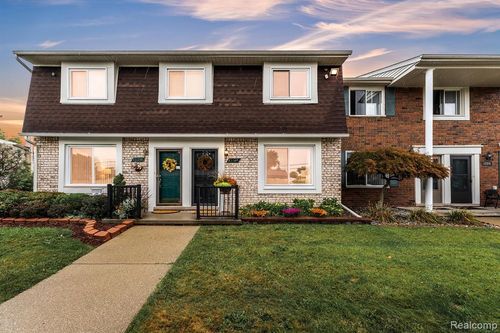 13314 Denver Cir W, Sterling Heights, MI, 48312-1635 | Card Image