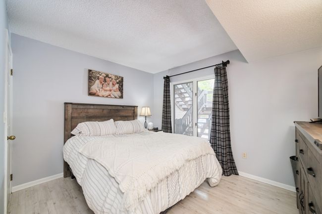 APT-8 - 317 5 Th Ave, Condo with 2 bedrooms, 1 bathrooms and null parking in Manistee MI | Image 23