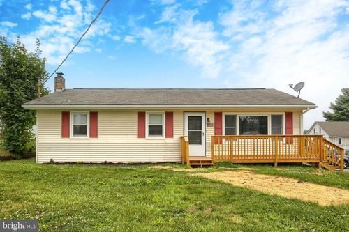 102 5th St, MILLERSBURG, PA, 17061-1519 | Card Image