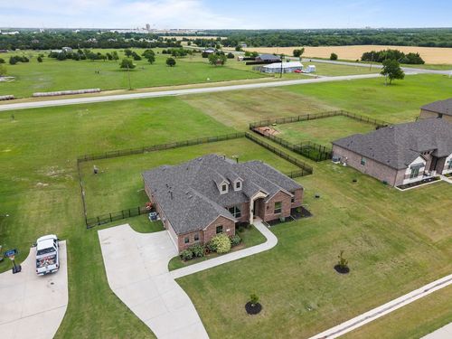 8130 Honeywell Ave, Greenville, TX, 75402-4706 | Card Image