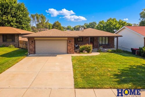 2106 Old Glory Rd, Lincoln, NE, 68521-1133 | Card Image