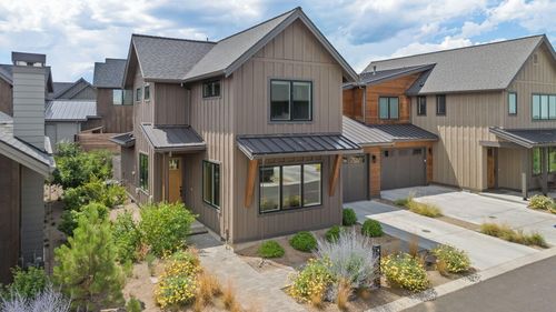 61309 Howe Way, Bend, OR, 97702-3831 | Card Image