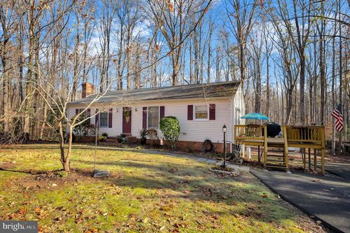 18 Winslow Rd, Fredericksburg, VA, 22406-4209 | Card Image