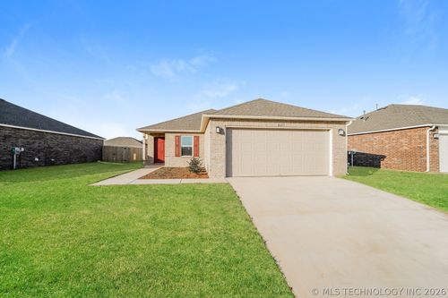 8611 E 164th Ct S, Bixby, OK, 74008-5217 | Card Image