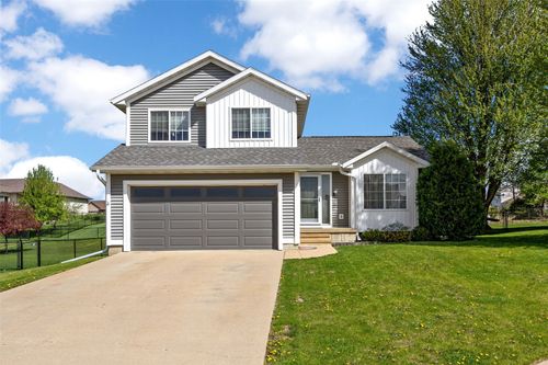 3340 London Way, Marion, IA, 52302-9544 | Card Image