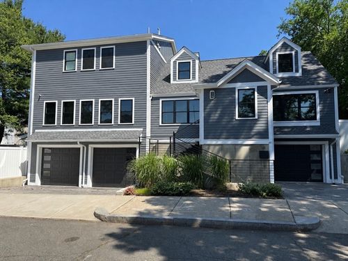 65 1st St, Malden, MA, 02148-1949 | Card Image