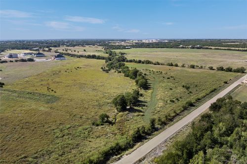 301 County Road 246, Florence, TX, 76527 | Card Image