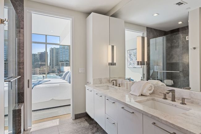 APT-705 - 501 West Ave, Condo with 1 bedrooms, 2 bathrooms and 1 parking in Austin TX | Image 9