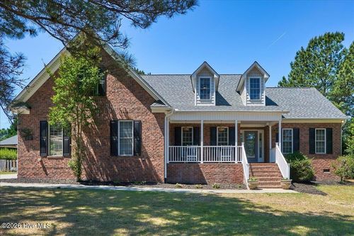 39 Winding Trl, Whispering Pines, NC, 28327-6729 | Card Image