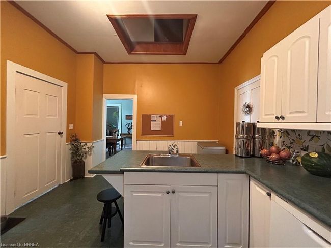 551 Grace St, House other with 2 bedrooms, 1 bathrooms and 1 parking in Woodstock ON | Image 12