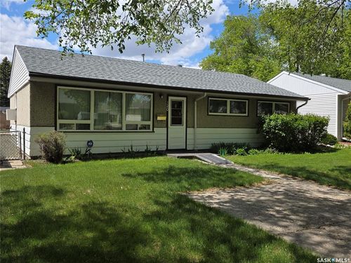 120 Rae St, Regina, SK, S4R3L6 | Card Image