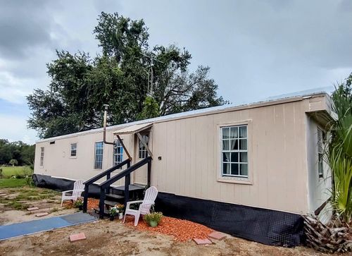 17936 Se 95th Street Rd, Ocklawaha, FL, 32179-4504 | Card Image