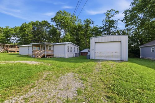 207 Center St, Portland, TN, 37148-1137 | Card Image