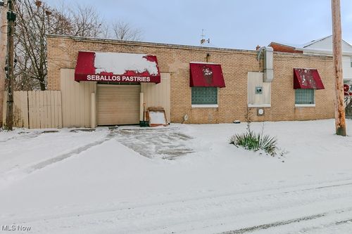 3318 Fulton Rd, Cleveland, OH, 44109-1459 | Card Image