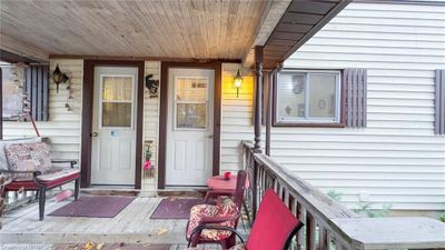 53 Victoria Blvd, Townhouse with 4 bedrooms, 1 bathrooms and 2 parking in Clinton ON | Image 2