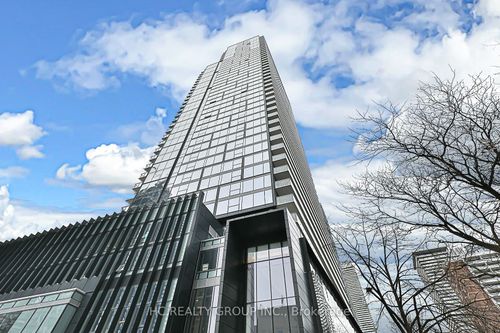 3912-3 Gloucester St, Toronto, ON, M4Y0C6 | Card Image