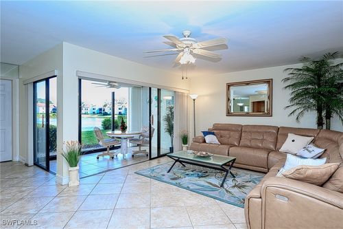 m-595 Beachwalk Cir, NAPLES, FL, 34108-8727 | Card Image