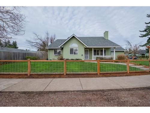 5718 E St, Springfield, OR, 97478-6952 | Card Image