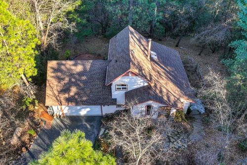 26070 Green Acres Road, Colfax, CA, 95713 | Card Image