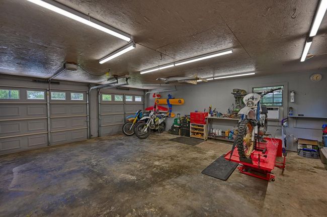 1026 Atchison St, House other with 3 bedrooms, 2 bathrooms and 2 parking in Sealy TX | Image 31