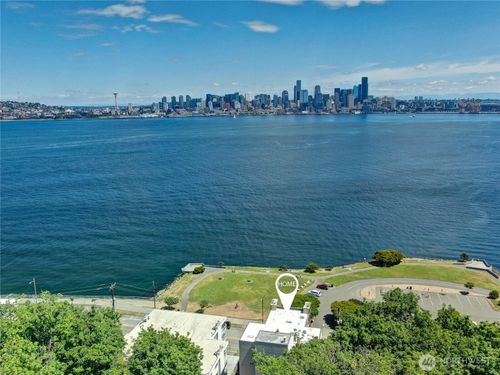500-1111 Harbor Ave Sw, Seattle, WA, 98116-1758 | Card Image