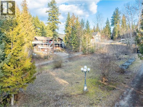 2486 Centennial Dr, Blind Bay, BC, V0E1H2 | Card Image