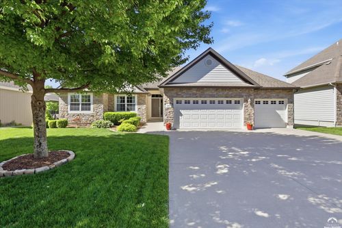 5607 Westfield Dr, Lawrence, KS, 66049-3702 | Card Image